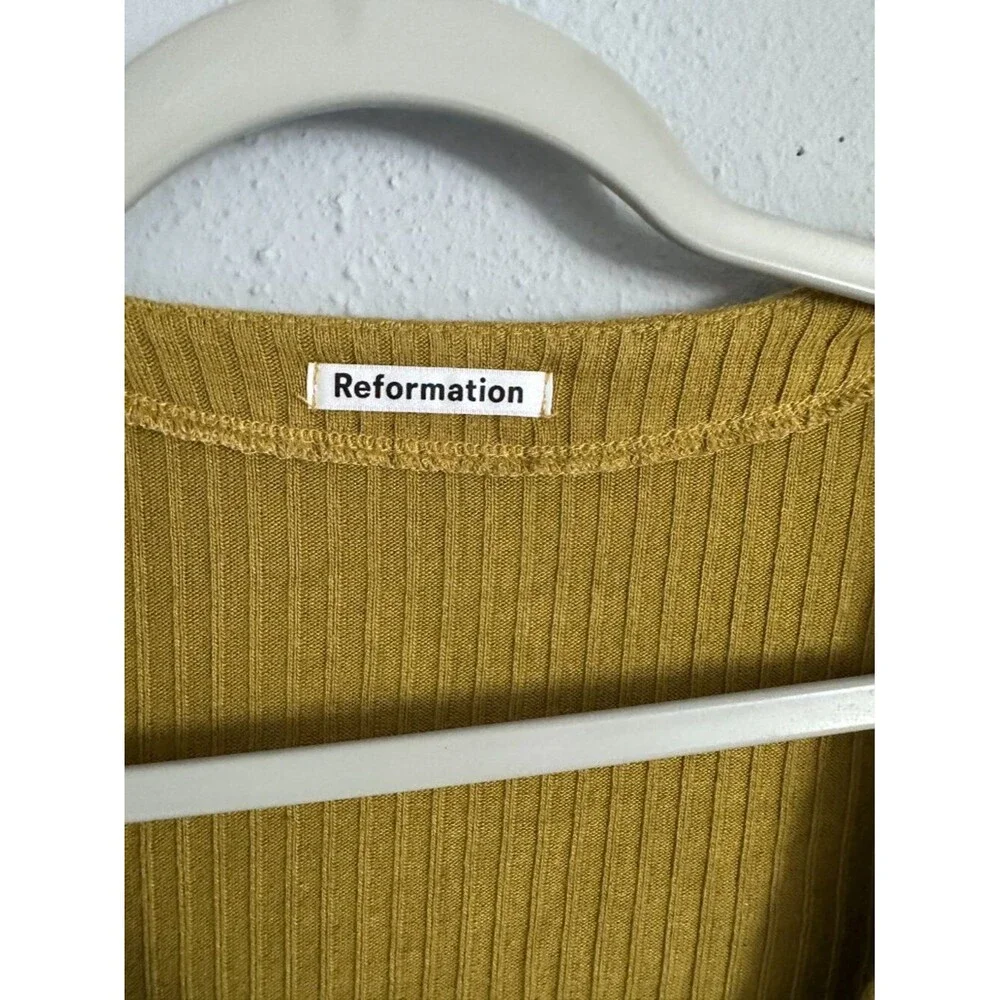 Reformation beautiful ribbed